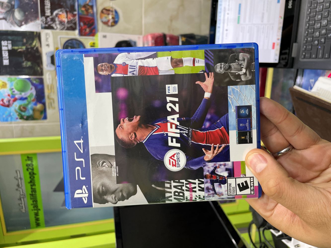 دیسک بازی کارکرده FIFA 21